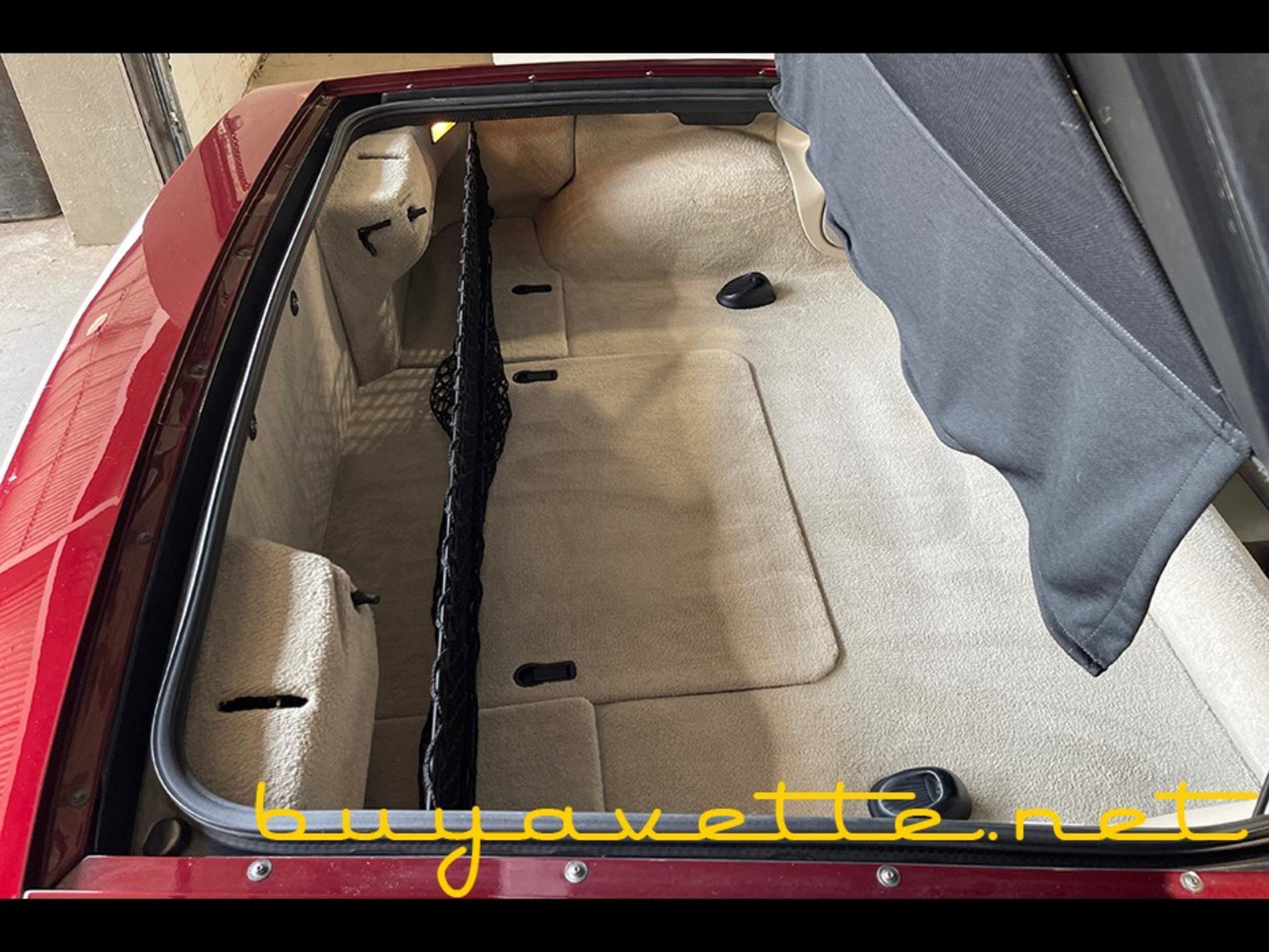 Used 2003 Chevrolet Corvette Coupe w/ Preferred Equipment Group RWD image 24