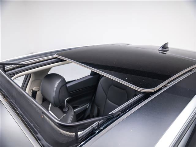 Used 2023 Genesis GV70 2.5T w/ Select Package image 17