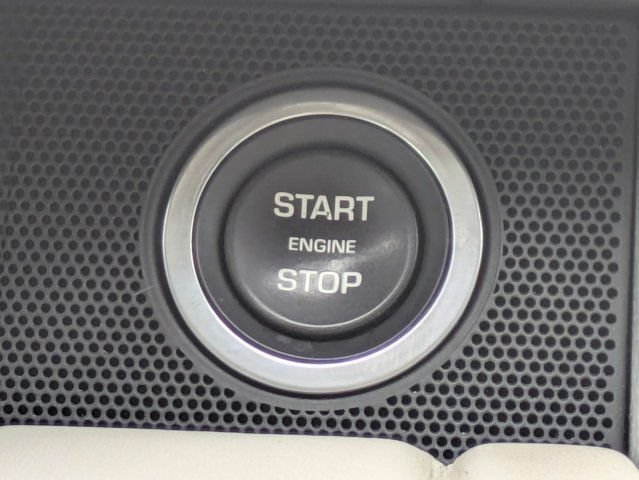 Used 2022 Land Rover Range Rover Evoque R-Dynamic SE AWD/4WD image 30