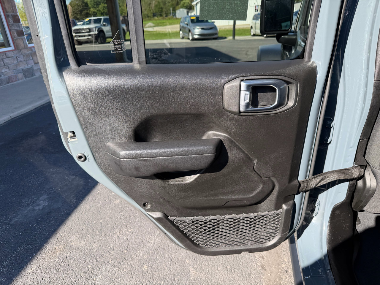 Used 2024 Jeep Wrangler Unlimited Rubicon 4xe image 16