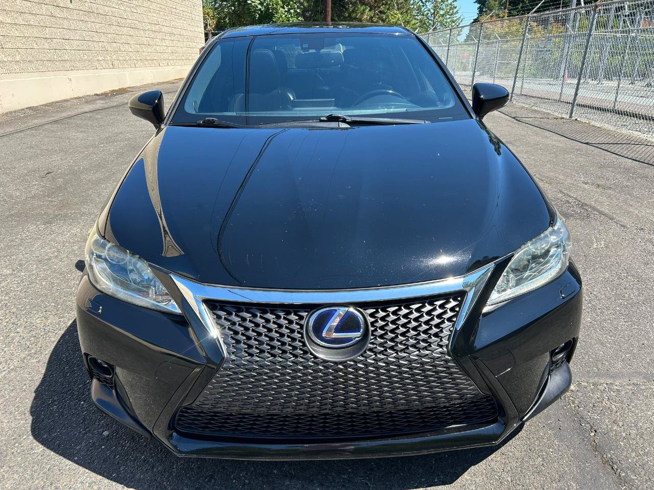 Used 2014 Lexus CT 200h FWD image 2