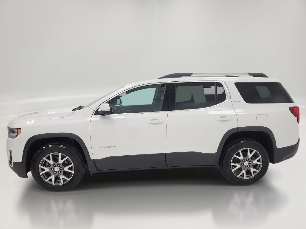 Used 2023 GMC Acadia SLT FWD image 2