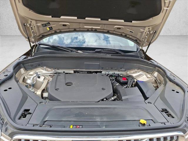 Used 2023 Volvo XC90 B6 Ultimate w/ Protection Package Premier AWD/4WD image 19