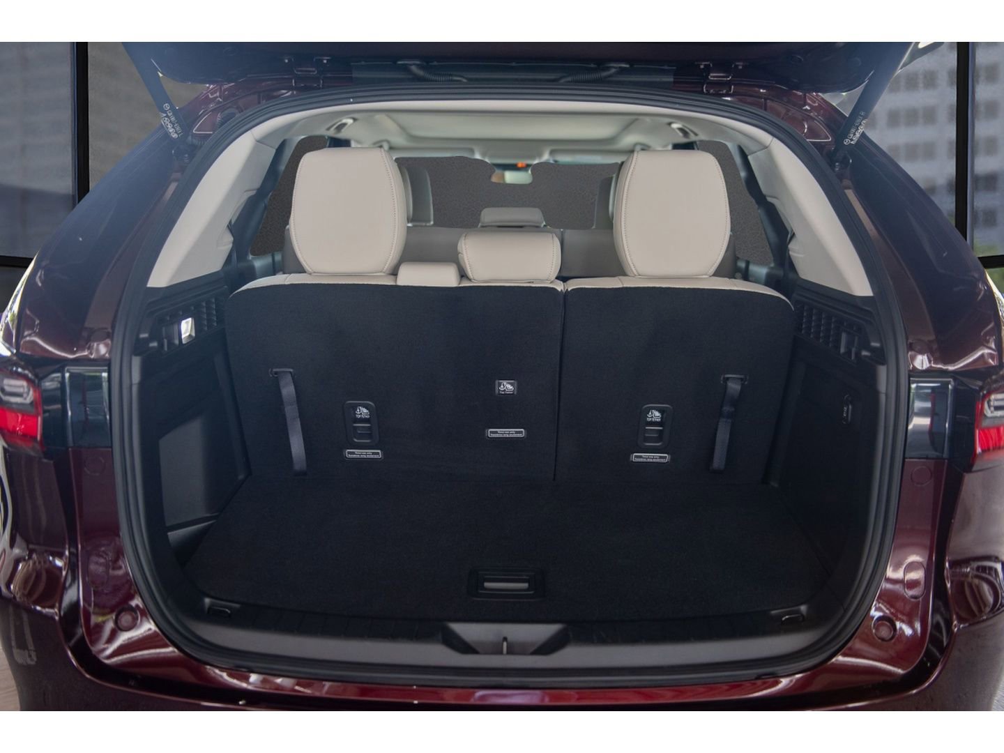 Used 2025 MAZDA CX-90 3.3 Turbo w/ Premium Sport Pkg image 9