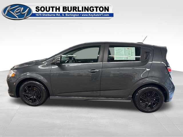 Used 2017 Chevrolet Sonic LT w/ Convenience Package FWD image 3