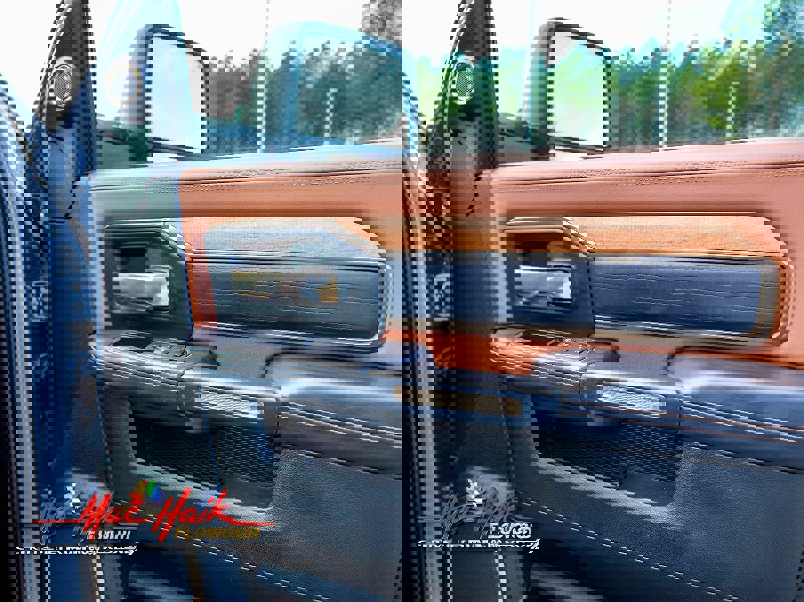 Used 2024 RAM 2500 Limited w/ Safety Group image 17