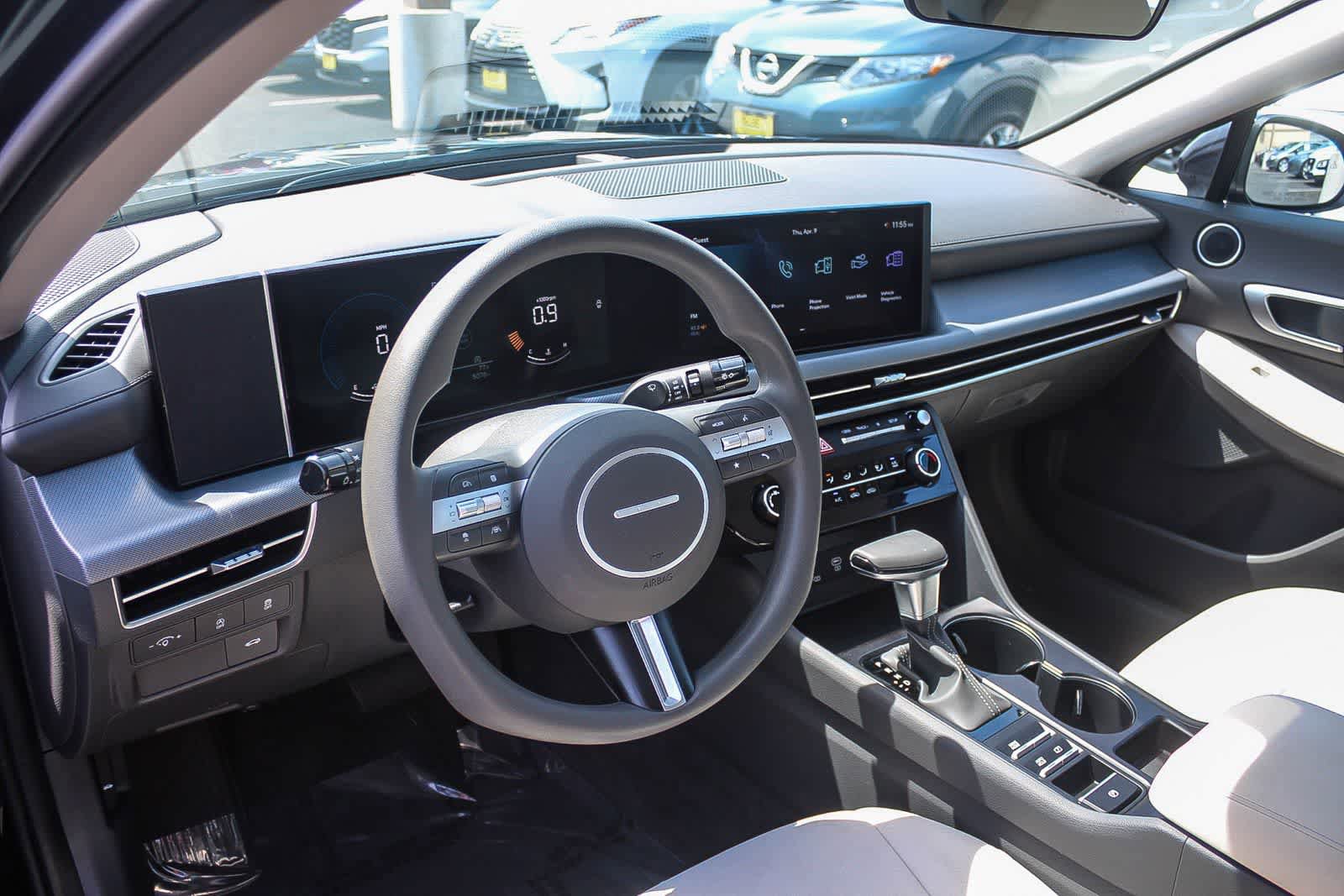 Certified 2025 Hyundai Sonata SE image 22