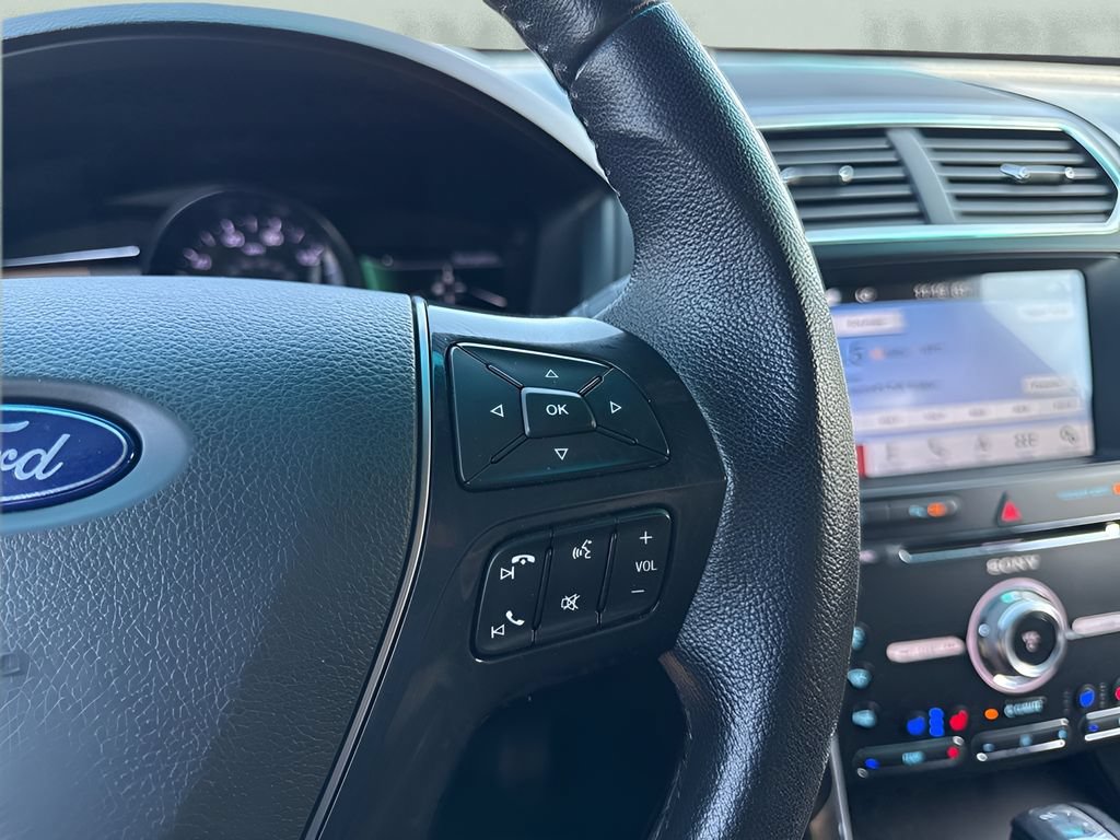 Used 2017 Ford Explorer Limited FWD image 18