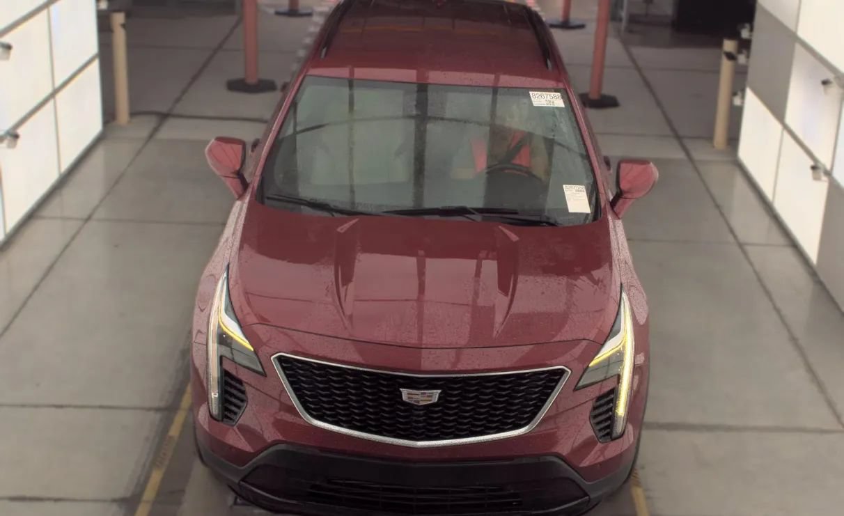 Used 2020 Cadillac XT4 Sport AWD/4WD image 2