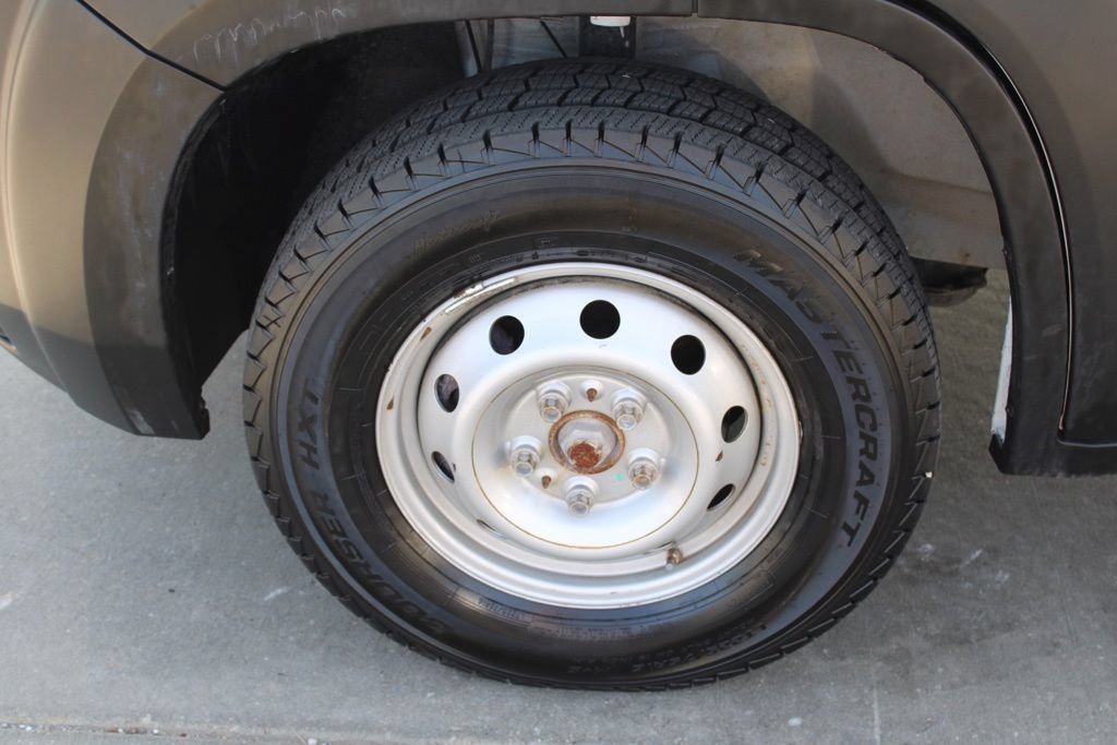 Used 2023 RAM ProMaster 2500 FWD image 11