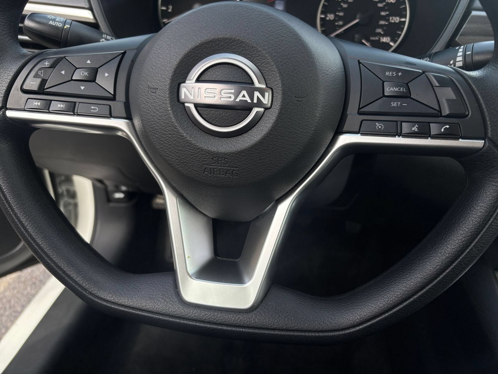 Used 2026 Nissan Altima 2.5 SV FWD image 27