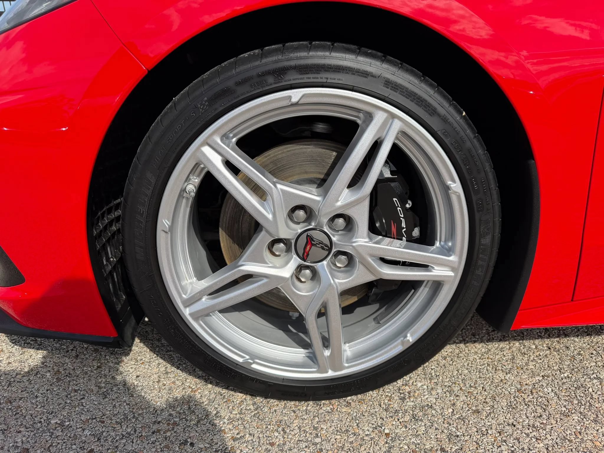 Used 2022 Chevrolet Corvette Stingray Preferred Cpe w/ Z51 Performance Package RWD image 14
