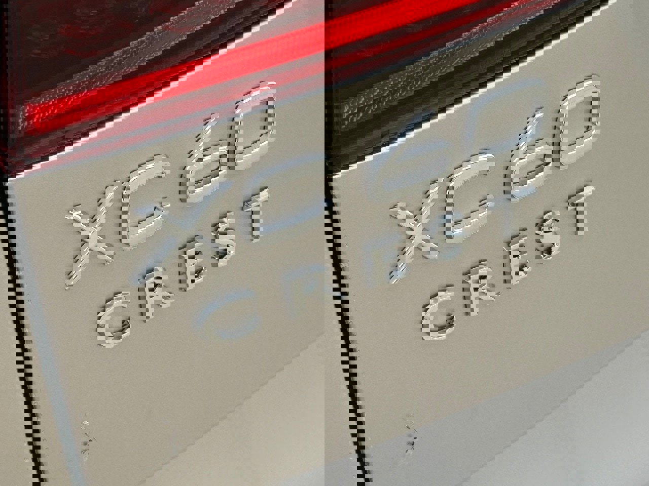 New 2026 Volvo XC60 B5 Ultra w/ Protection Package Premier image 7