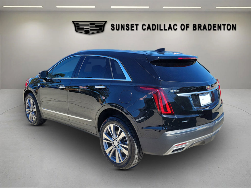 Certified 2023 Cadillac XT5 Premium Luxury w/ Platinum Package image 6