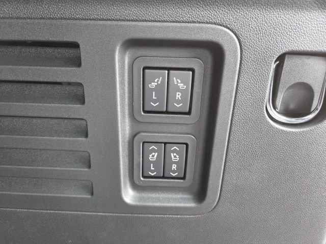 New 2026 Buick Enclave Sport Touring w/ Power Package image 17