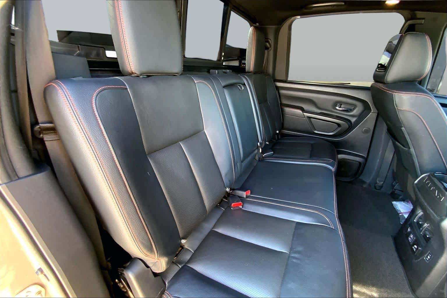 Used 2021 Nissan Titan PRO-4X w/ Pro-4x Convenience Package AWD/4WD image 19