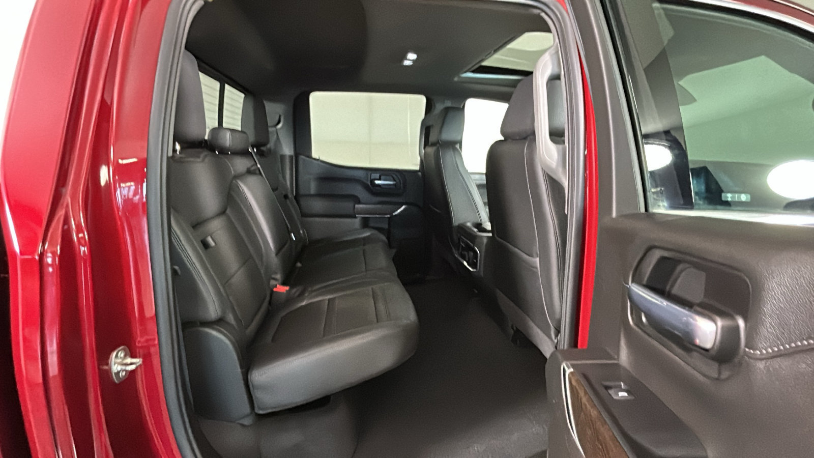 Used 2021 GMC Sierra 1500 Denali AWD/4WD image 35