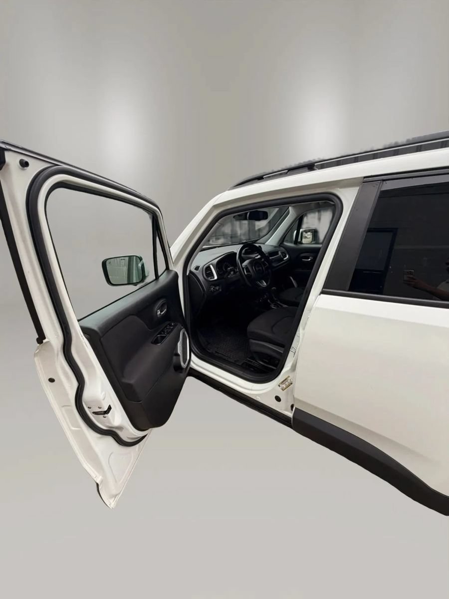 Used 2021 Jeep Renegade Latitude w/ Convenience Group AWD/4WD image 15