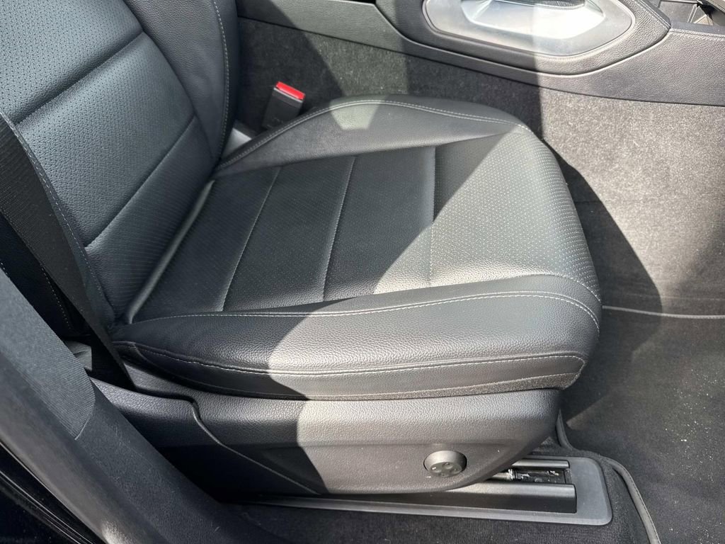 Used 2022 Mercedes-Benz GLE 350 4MATIC image 12