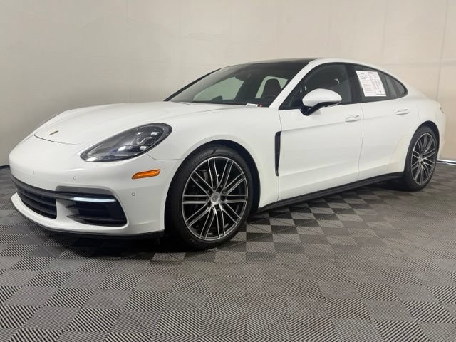 Used 2020 Porsche Panamera RWD image 2