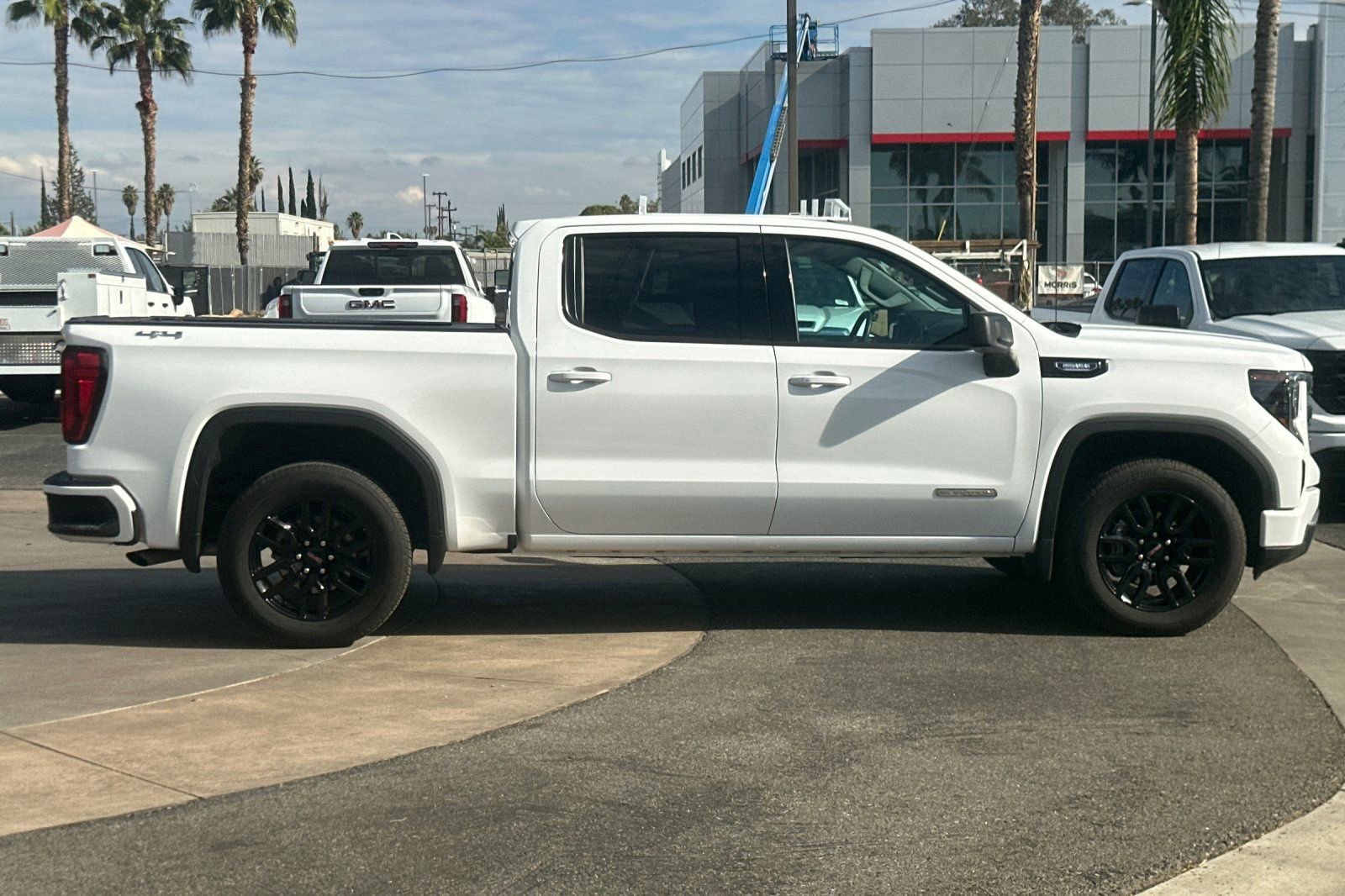 Certified 2025 GMC Sierra 1500 Elevation w/ Preferred Package image 3
