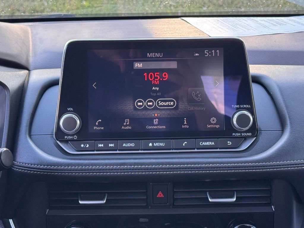 Certified 2023 Nissan Rogue SV image 21