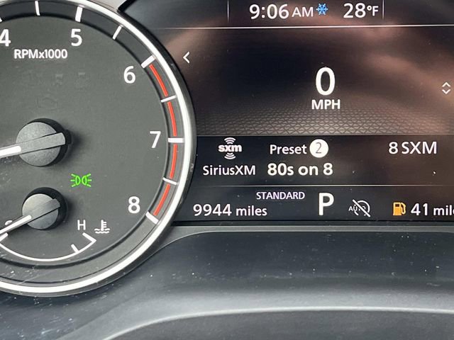 Used 2025 Nissan Rogue SV image 37