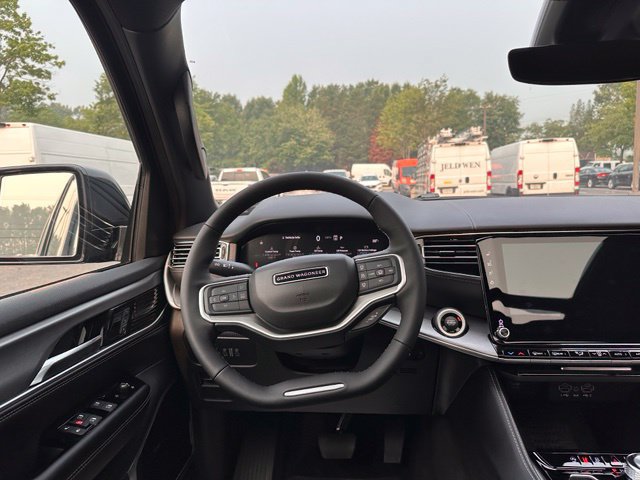New 2026 Jeep Grand Wagoneer L Limited AWD/4WD image 19