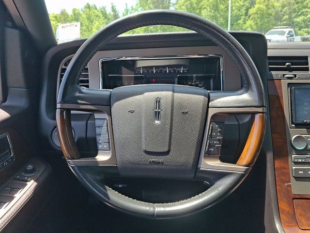 Used 2013 Lincoln Navigator 4WD w/ HD Trailer Tow Pkg image 19
