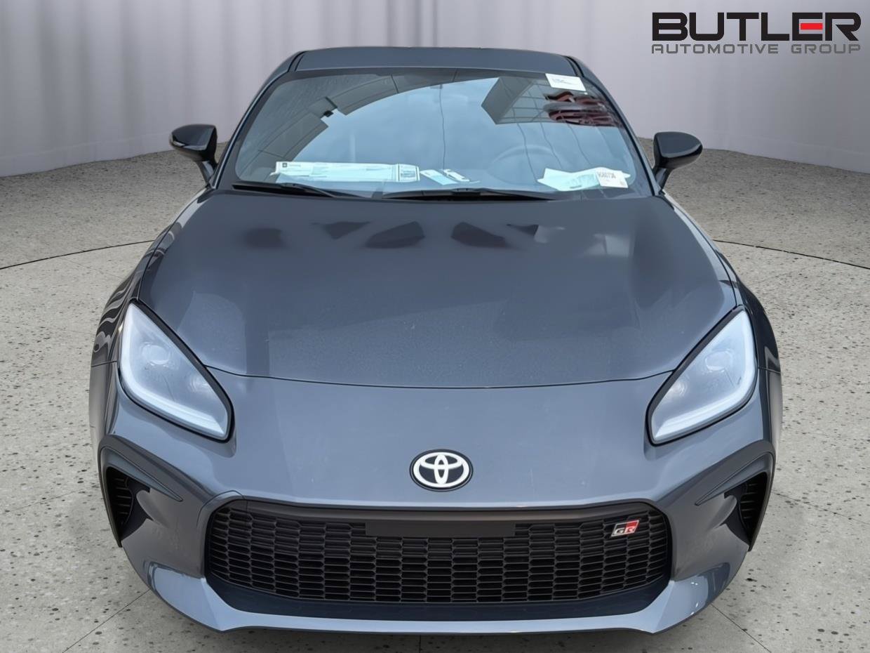New 2026 Toyota GR86 Premium RWD image 9