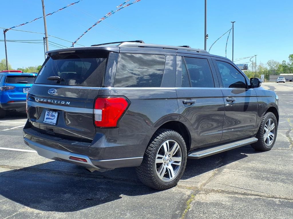Used 2022 Ford Expedition XLT AWD/4WD image 7
