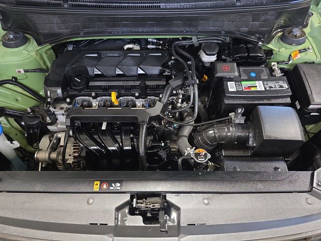 Used 2021 Hyundai Venue SE image 39