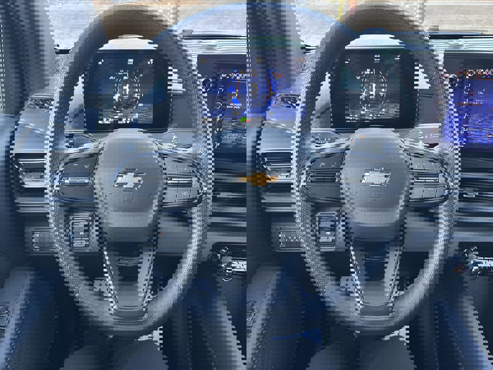 Used 2024 Chevrolet Silverado EV W/T image 17