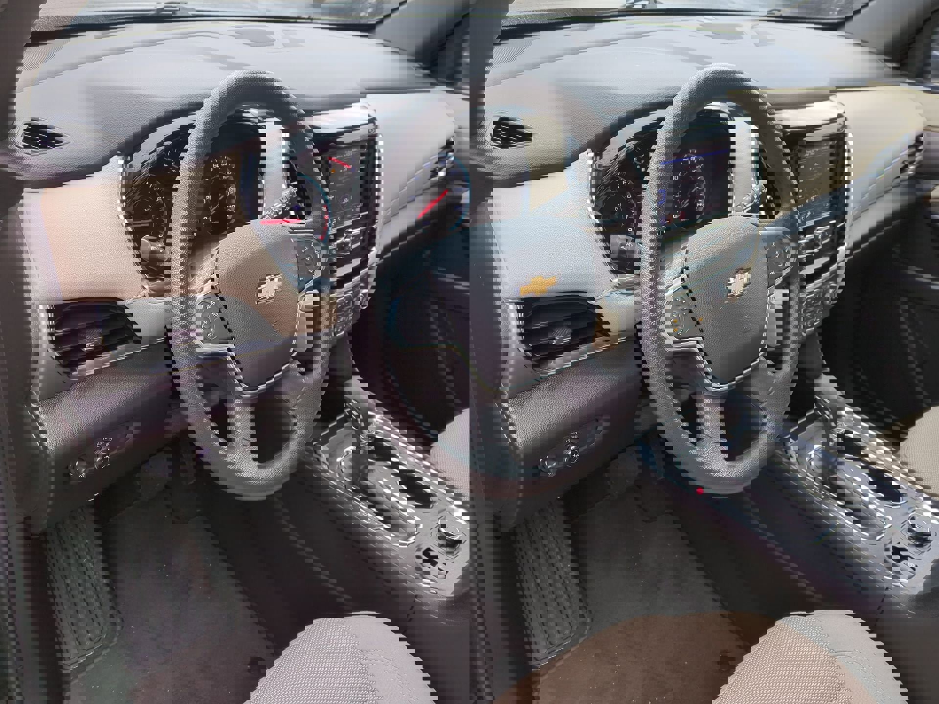 Certified 2023 Chevrolet Traverse LS w/ Safety Package image 10