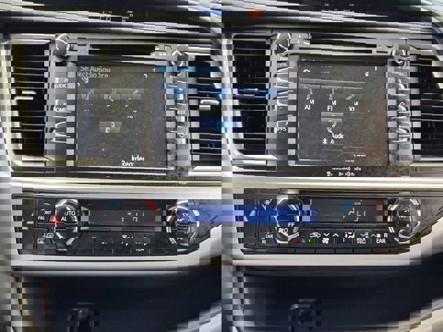 Used 2019 Toyota Highlander Plus image 24