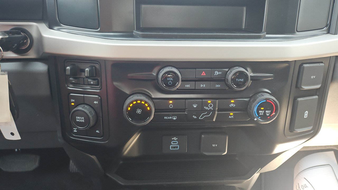 Used 2026 Ford F250 XL w/ STX Appearance Package AWD/4WD image 19