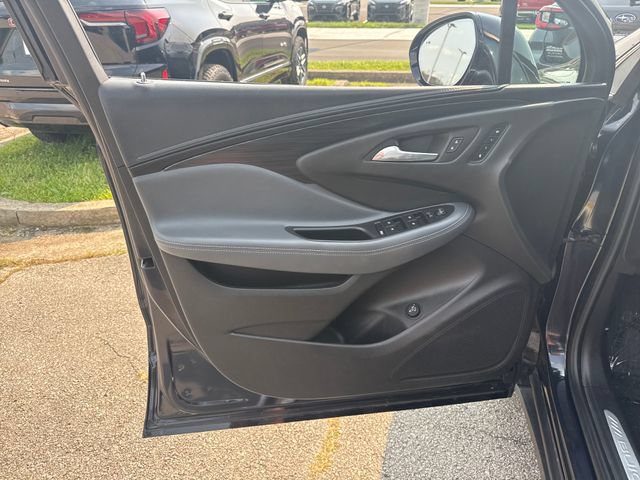 Used 2020 Buick Envision Essence w/ Experience Buick Package AWD/4WD image 12