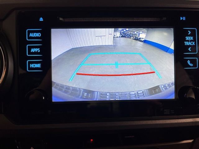 Used 2016 Toyota Tacoma TRD Sport w/ Towing Package image 25