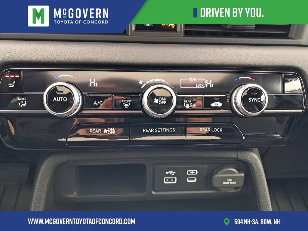 Used 2025 Honda Pilot TrailSport image 41