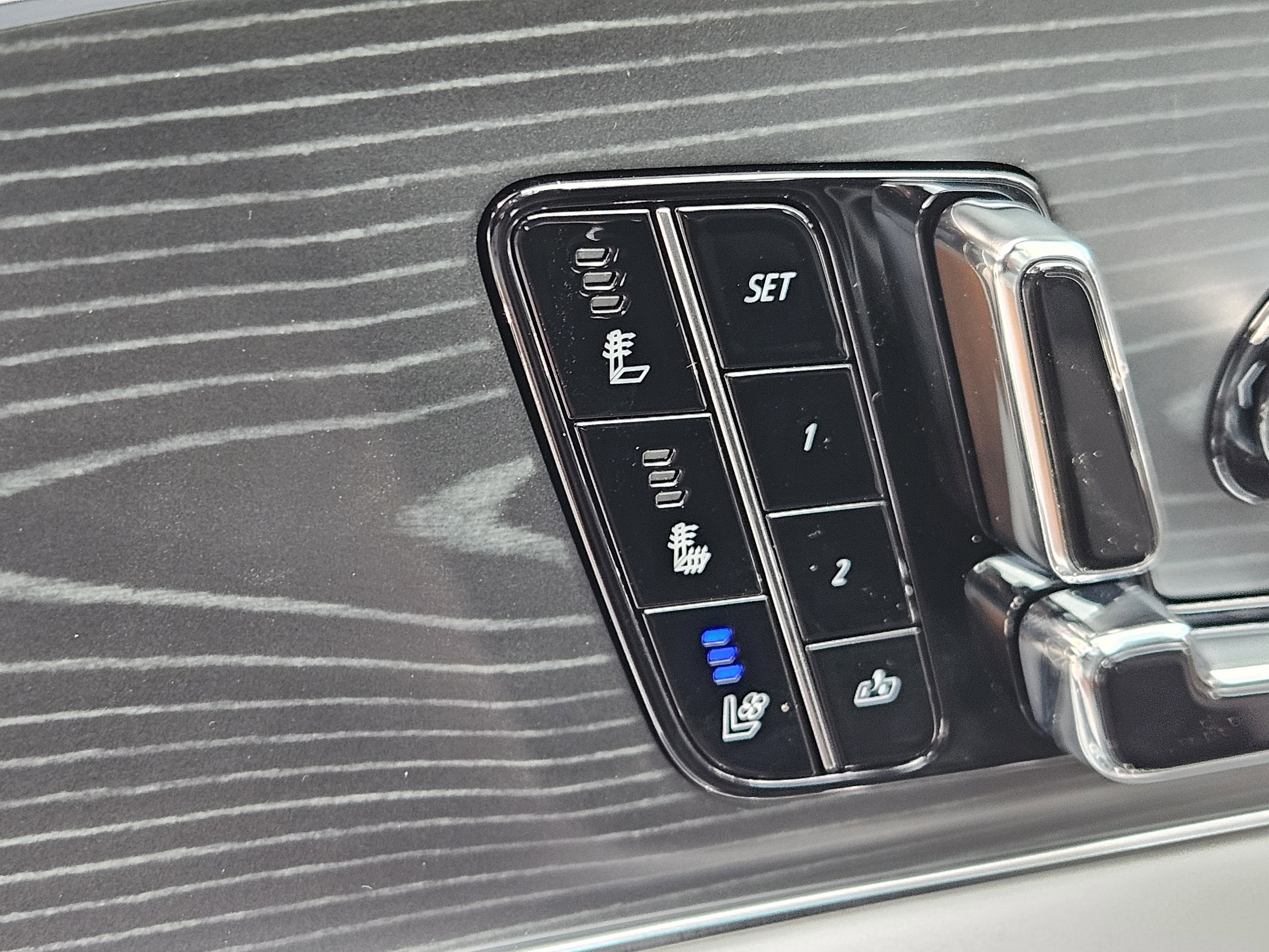 New 2025 Cadillac Lyriq Sport image 29