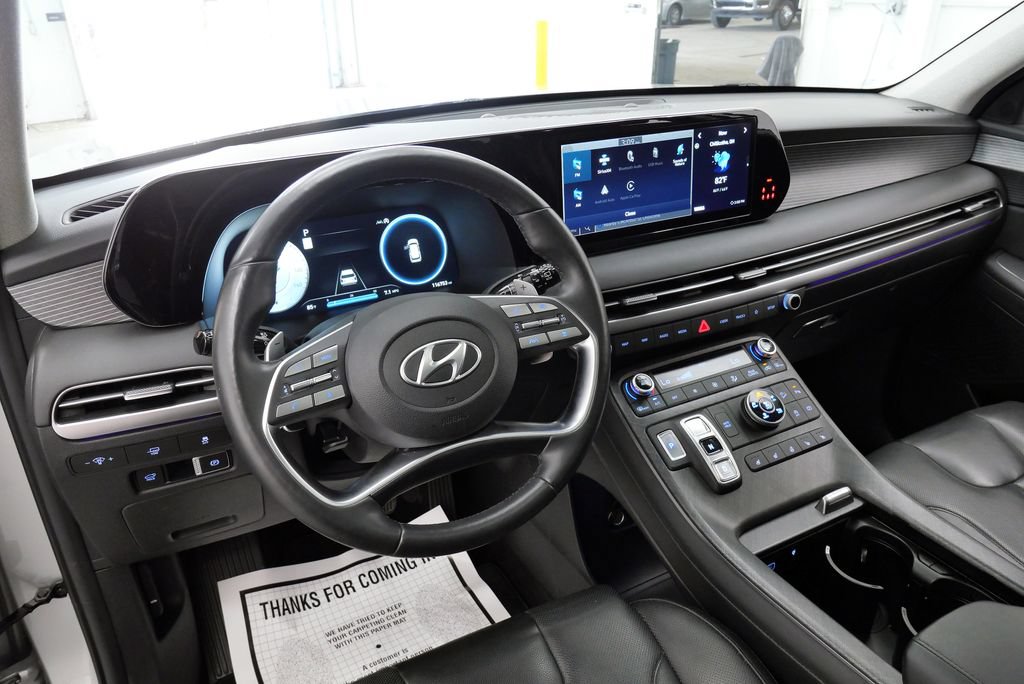Used 2024 Hyundai Palisade Limited AWD/4WD image 11
