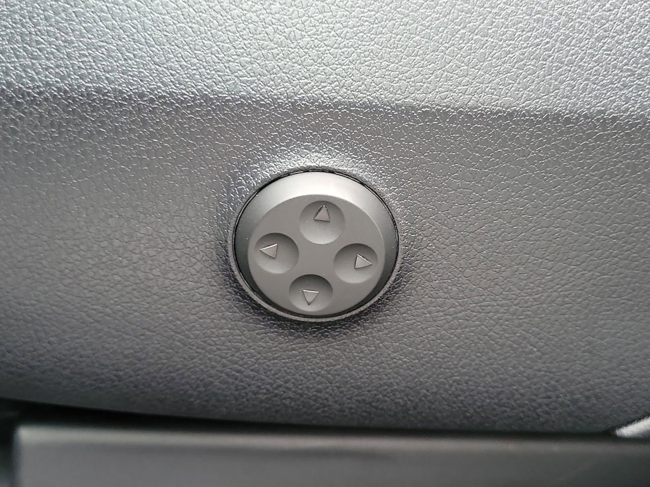 Certified 2024 Mercedes-Benz GLC 300 image 24