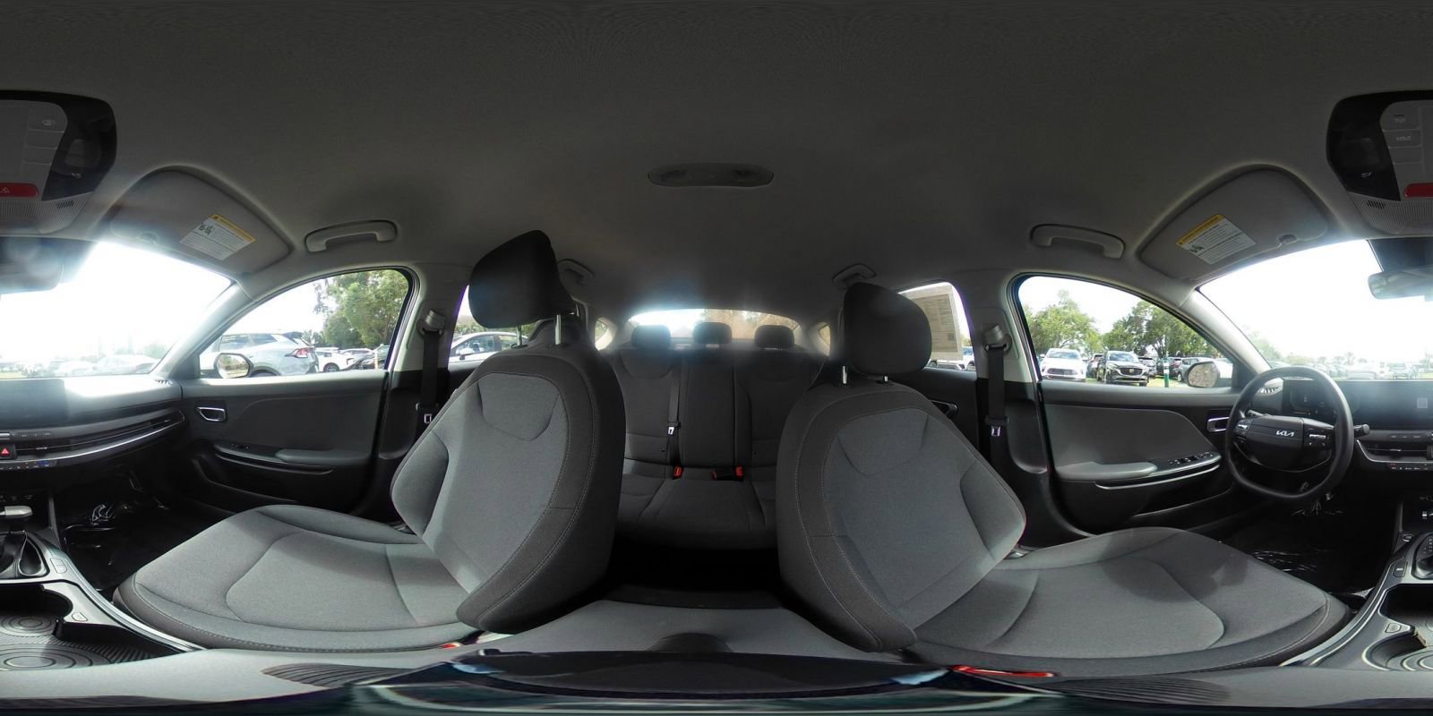Used 2025 Kia K4 FWD image 44