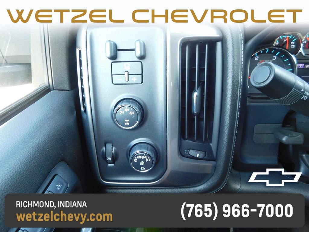 Used 2015 Chevrolet Silverado 2500 LTZ w/ Duramax Plus Package AWD/4WD image 31