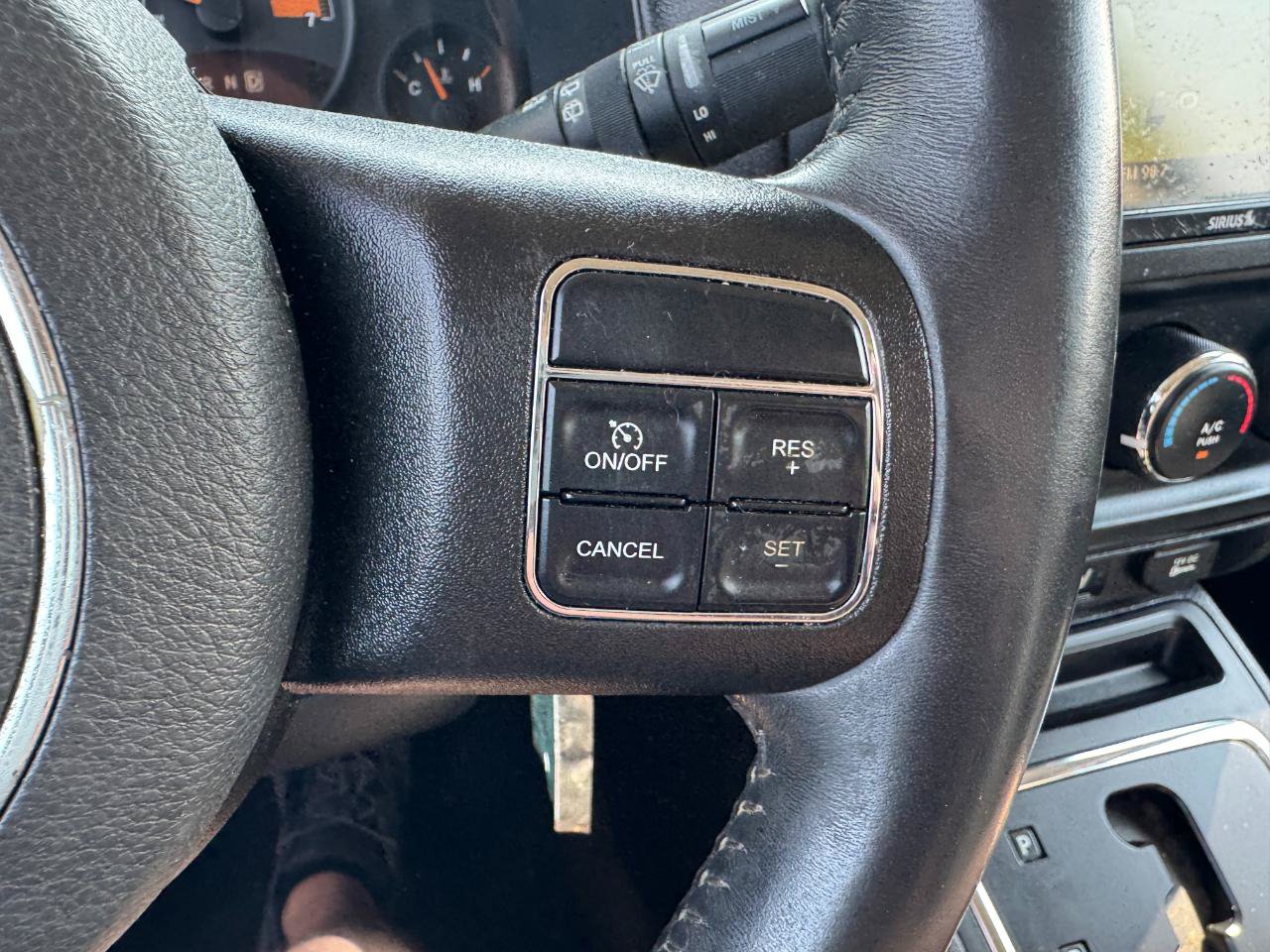 Used 2016 Jeep Patriot High Altitude FWD image 32