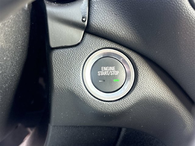 Used 2019 Chevrolet Equinox LT FWD image 16