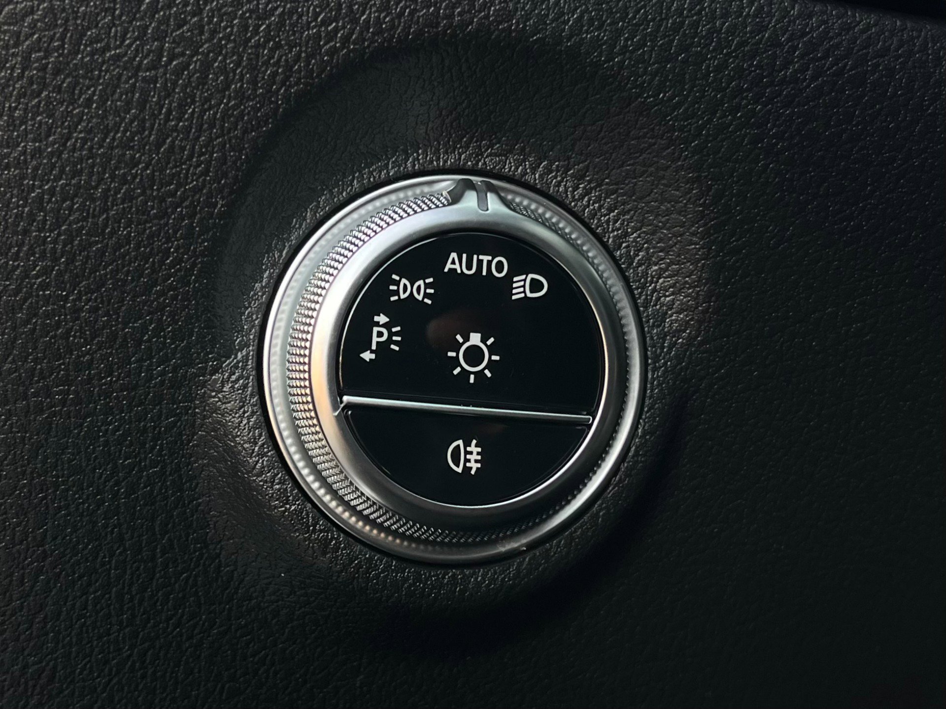 Used 2023 Mercedes-Benz C 43 AMG 4MATIC Sedan image 70