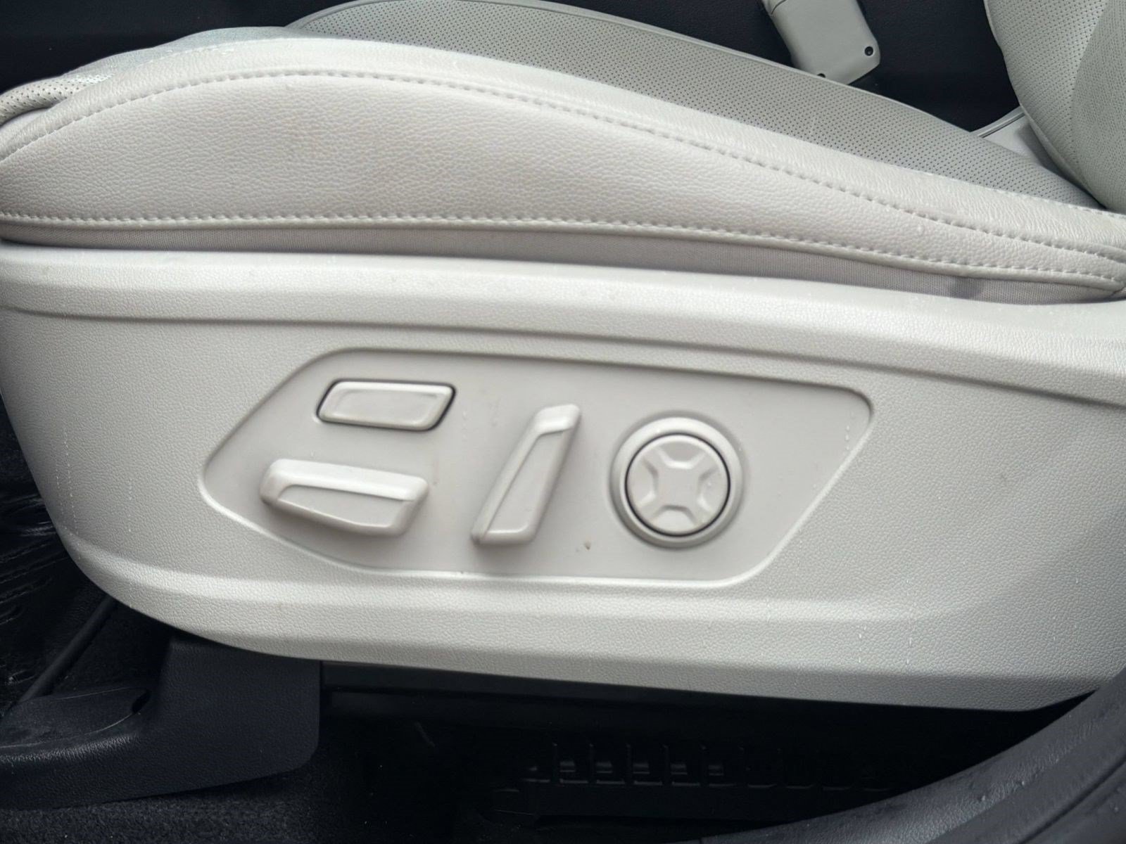 Used 2023 Kia Sorento SX Prestige AWD/4WD image 13