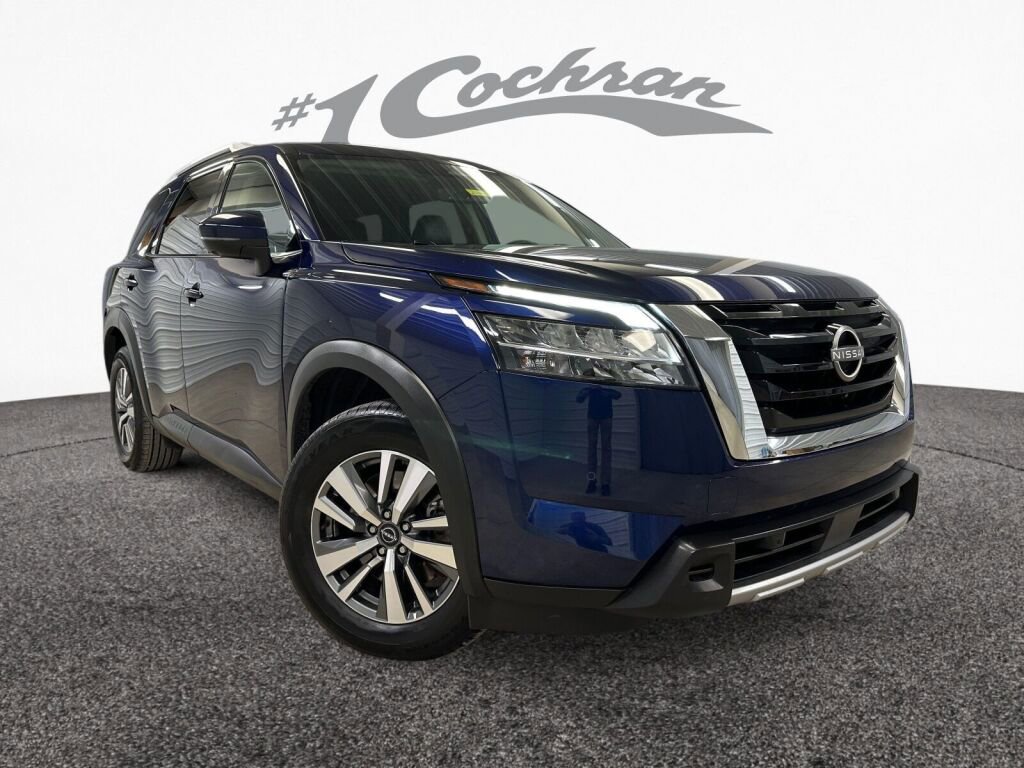 Used 2023 Nissan Pathfinder SL image 1