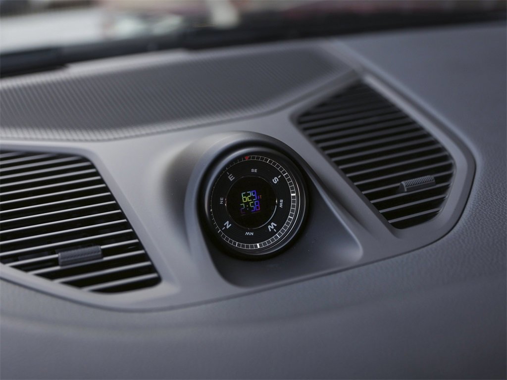 Certified 2025 Porsche Cayenne E-Hybrid Coupe image 24